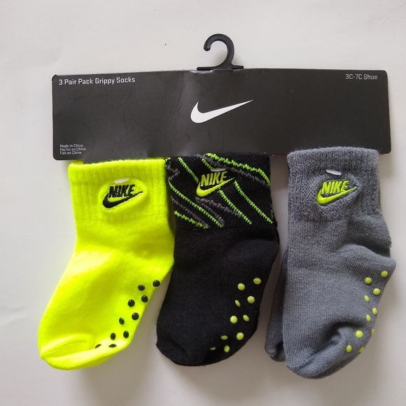 nike no slip socks
